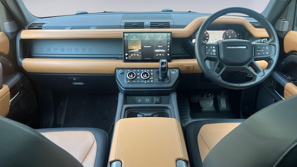 Used Land Rover Defender 2023 for sale - 76190599: Photo 9