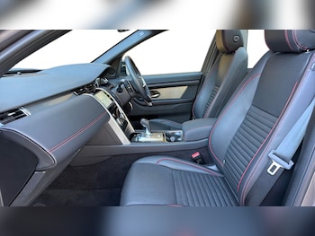 Used Land Rover Discovery Sport 2022 for sale - 78128760: Photo