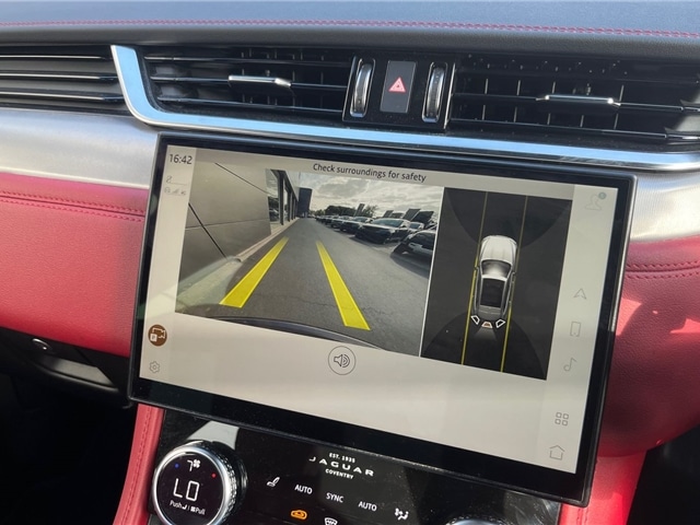 Used Jaguar F-Pace 2022 for sale - 76110963: Photo 12