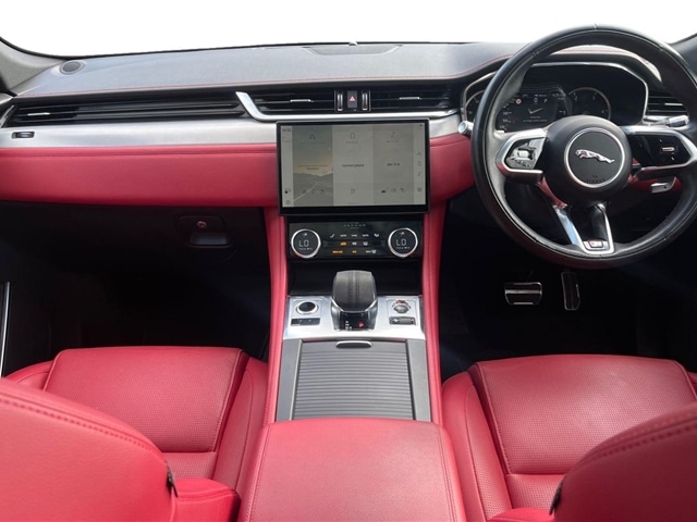 Used Jaguar F-Pace 2022 for sale - 76110963: Photo 9