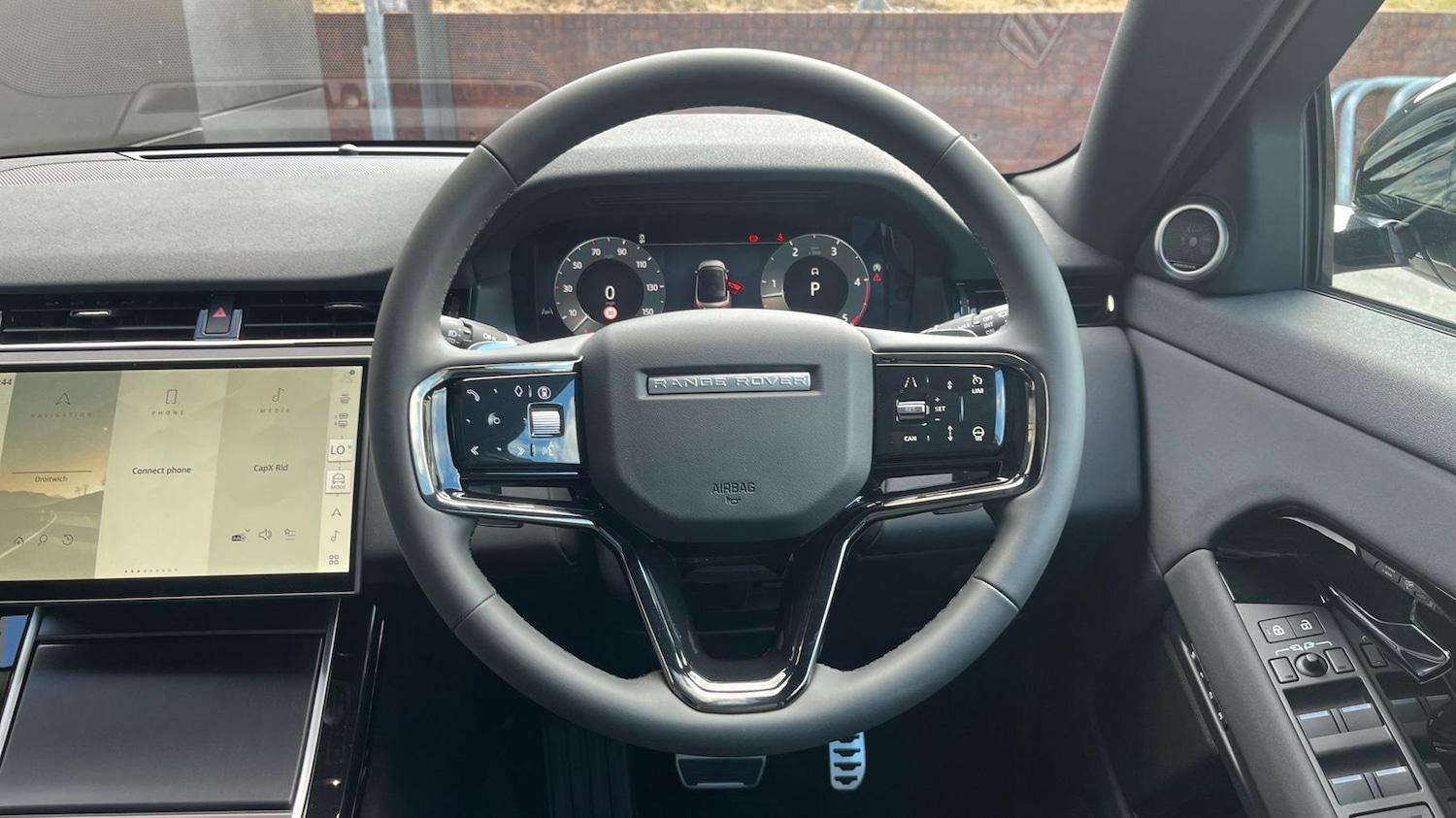 Used Land Rover Range Rover Evoque 2025 for sale - 76123991: Photo 15