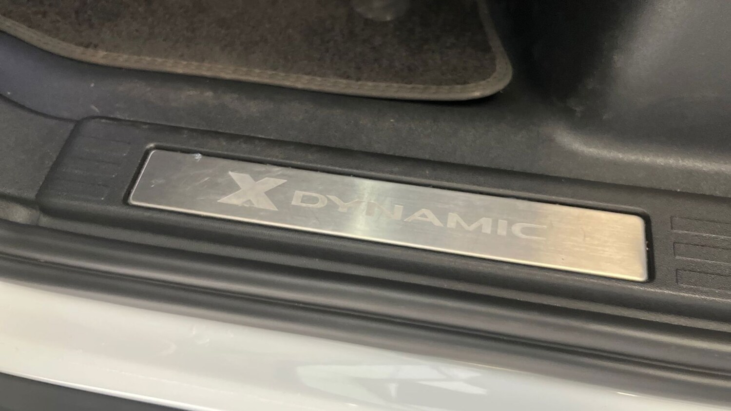 Used Land Rover Defender 2023 for sale - 76716710: Photo 20