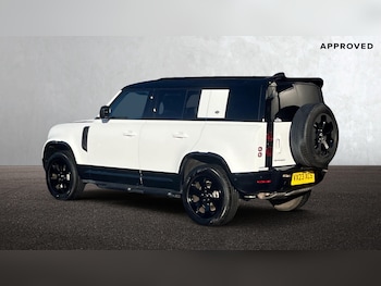 Used Land Rover Defender 2023 for sale - 76716710: Photo