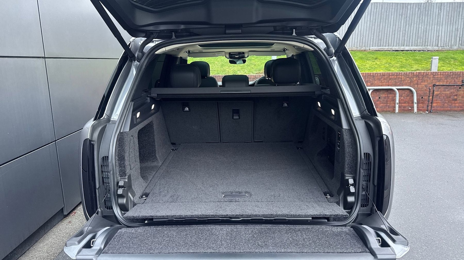 Used Land Rover Range Rover 2025 for sale - 77176622: Photo 10