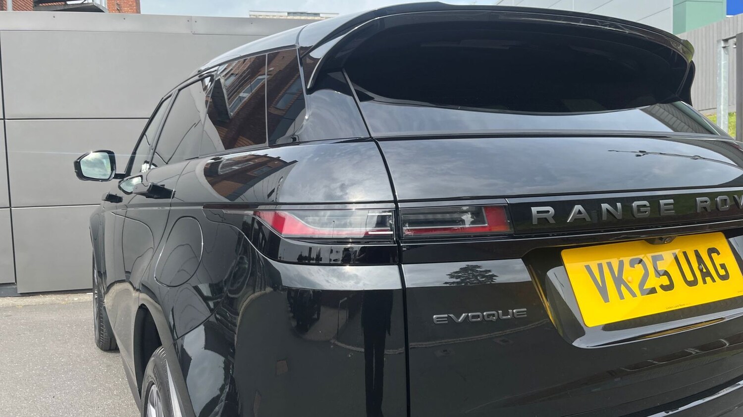 Used Land Rover Range Rover Evoque 2025 for sale - 77498146: Photo 19