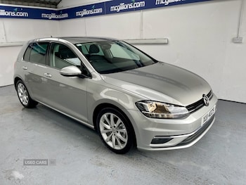 Used Volkswagen Golf 2019 for sale - 77497837: Photo