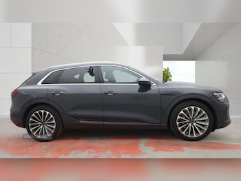 Used Audi Q8 2023 for sale - 78867274: Photo