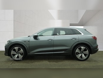 Used Audi e-tron 2021 for sale - 79013653: Photo