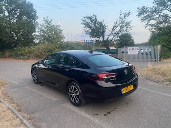 Used Vauxhall Insignia 2018 for sale - 79315144: Photo