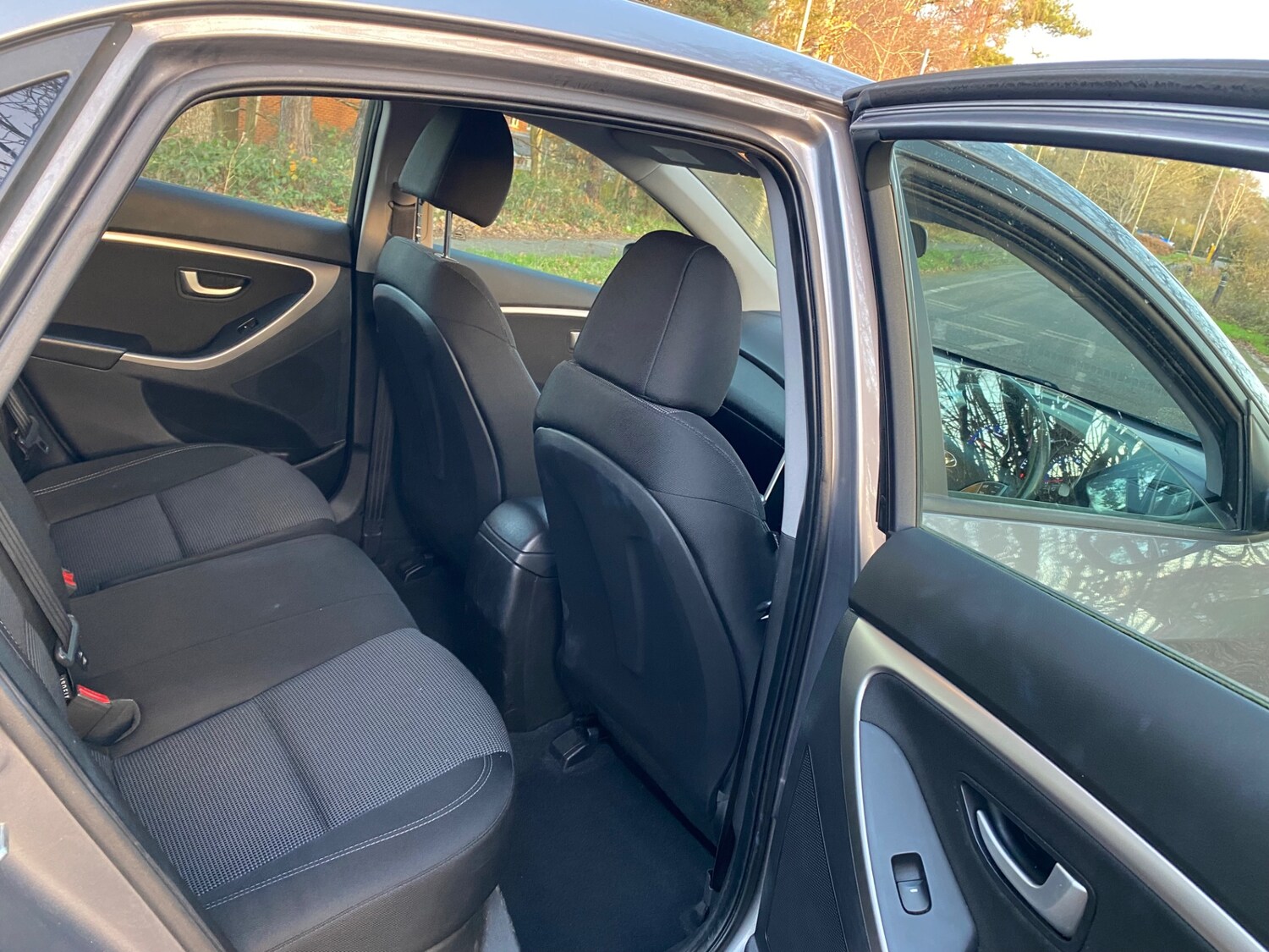 Used Hyundai i30 2012 for sale - 77619424: Photo 9