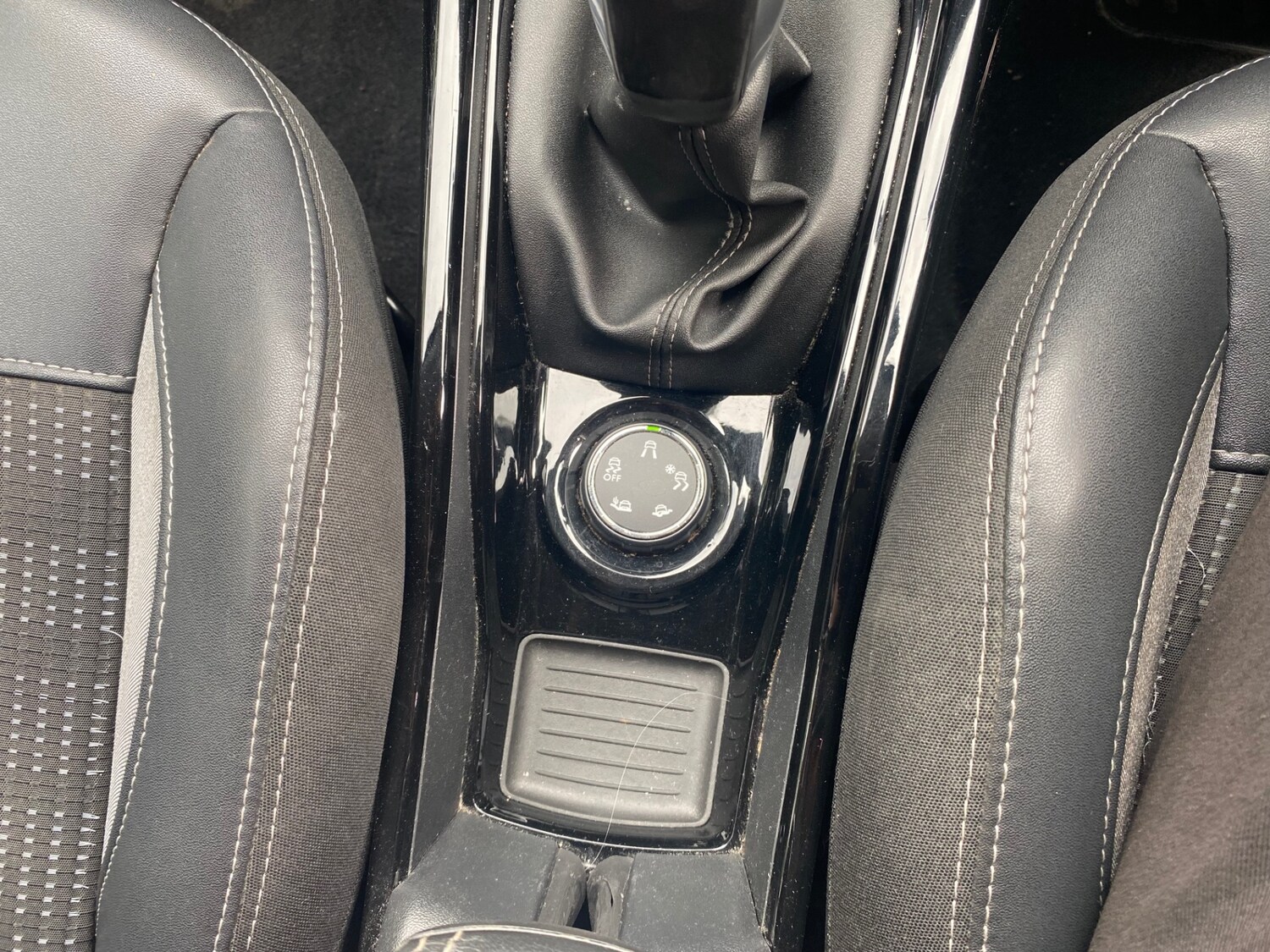 Used Peugeot 2008 2016 for sale - 77619572: Photo 12