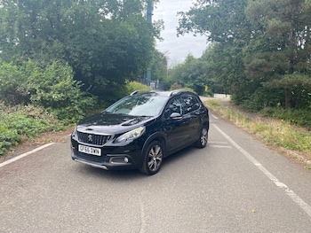 Used Peugeot 2008 2016 for sale - 77619572: Photo