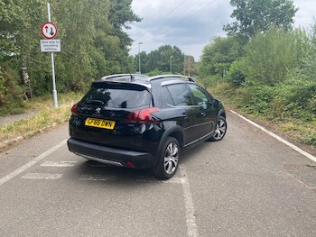 Used Peugeot 2008 2016 for sale - 77619572: Photo