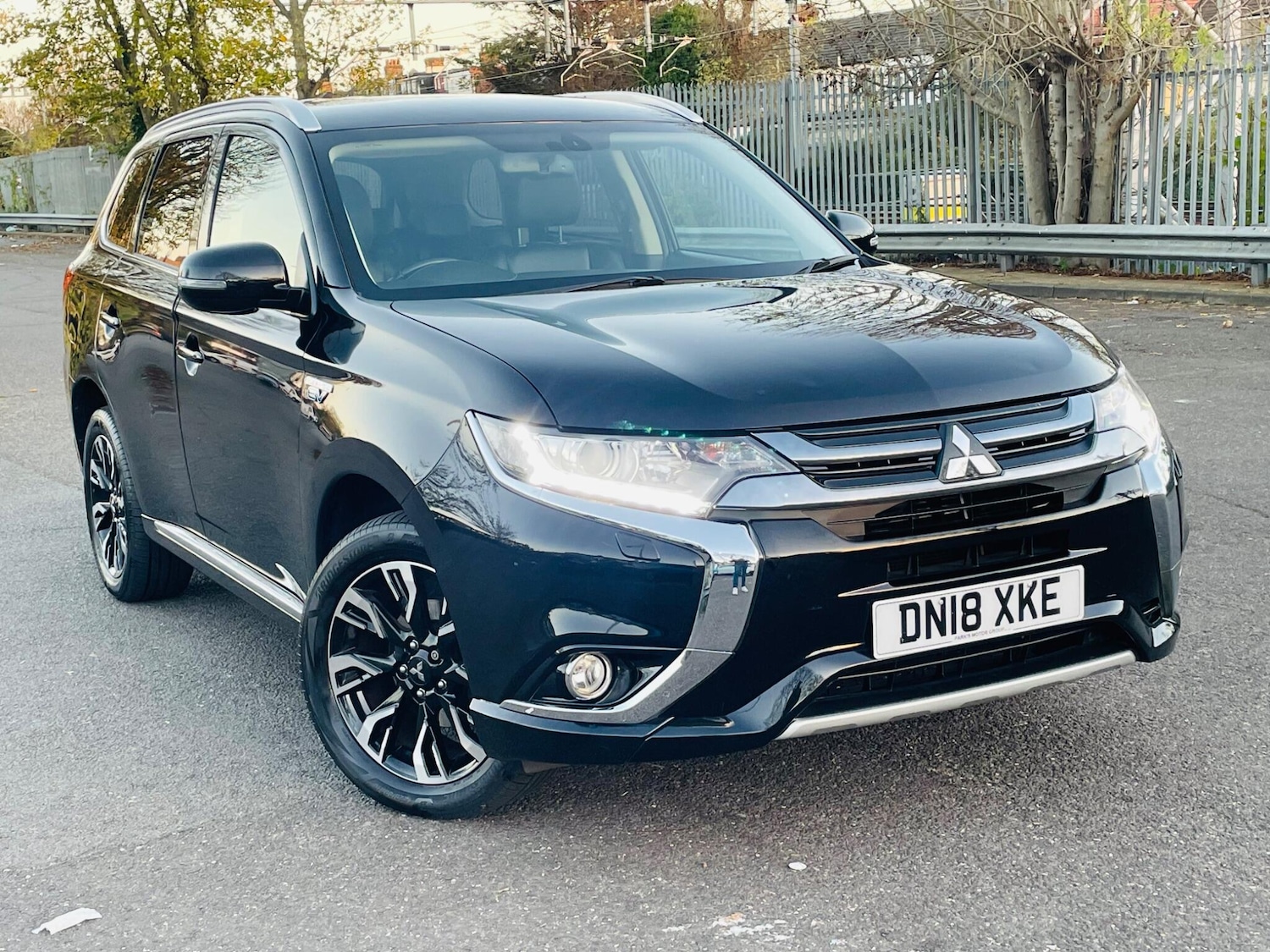 Used Mitsubishi Outlander 2018 for sale - 76607549: Photo 1