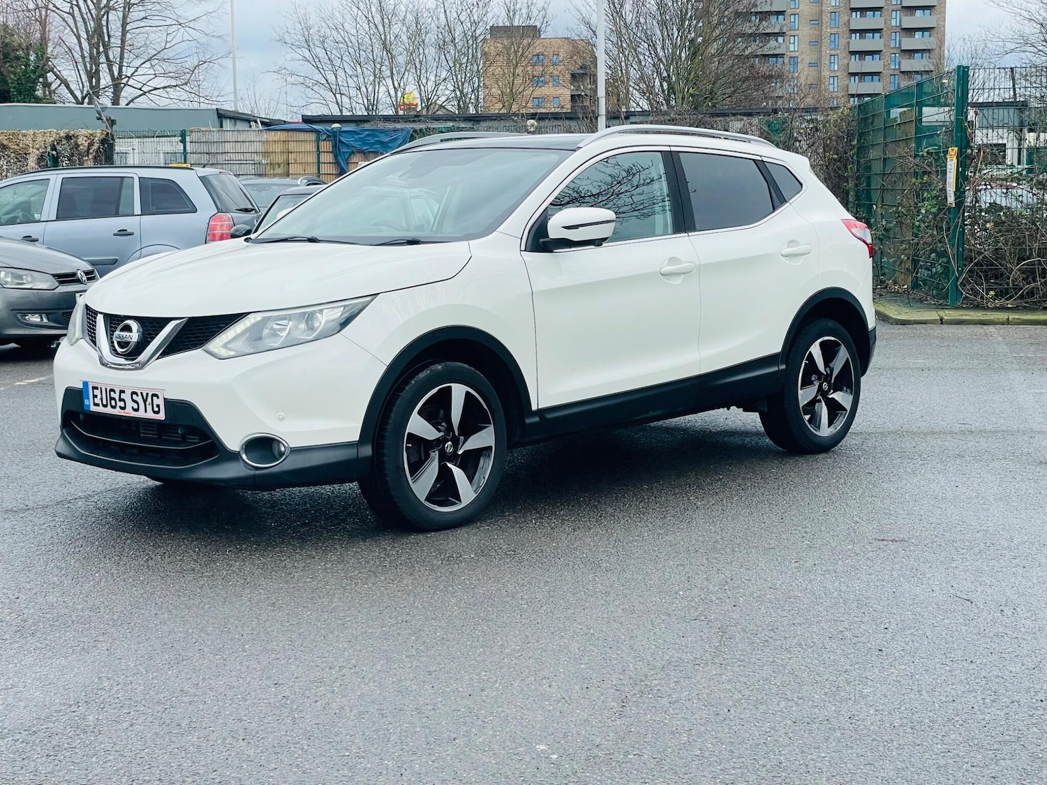 Used Nissan Qashqai 2015 for sale - 77647157: Photo 4