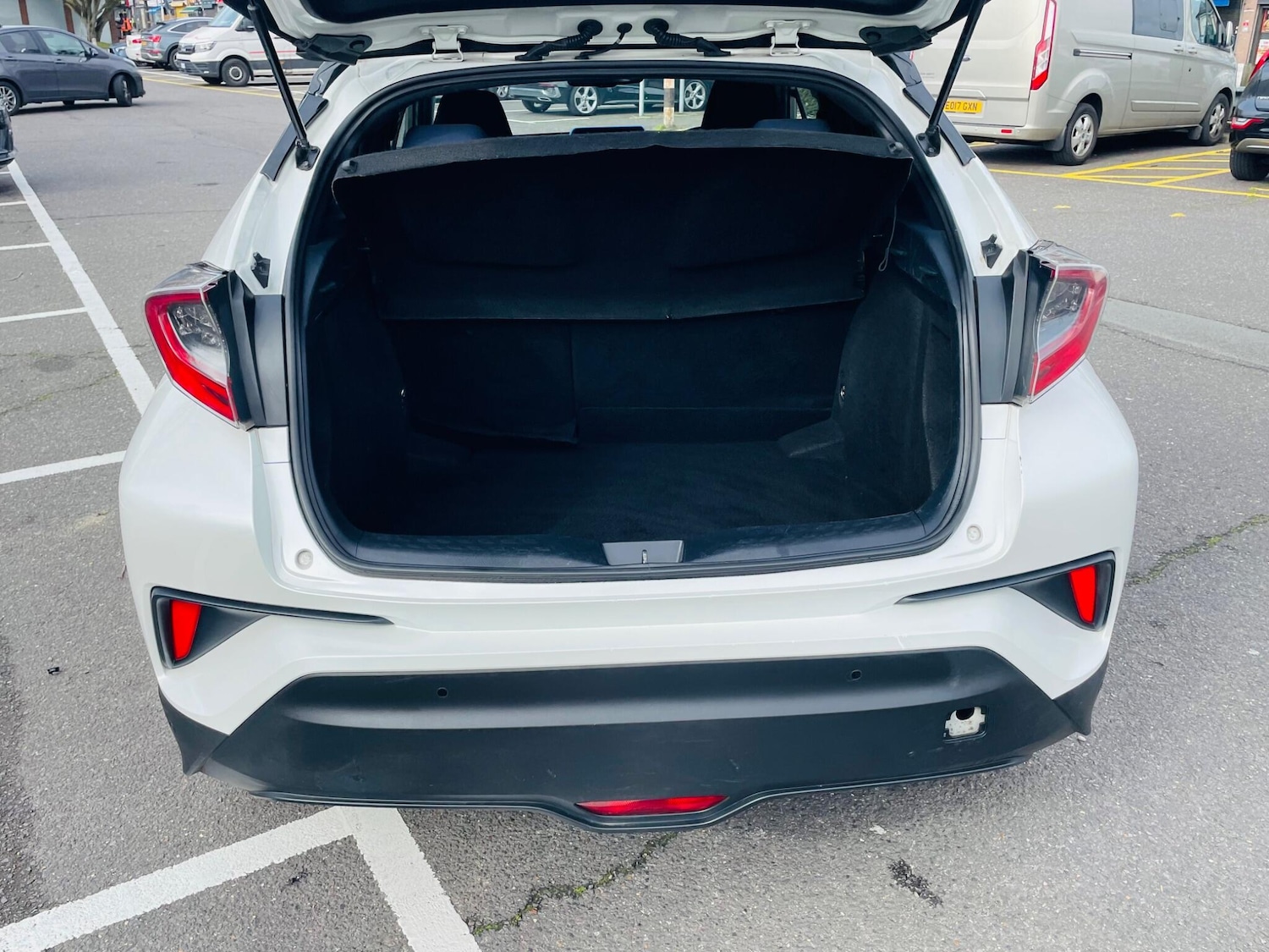 Used Toyota C-HR for sale - 77909577: Photo 16