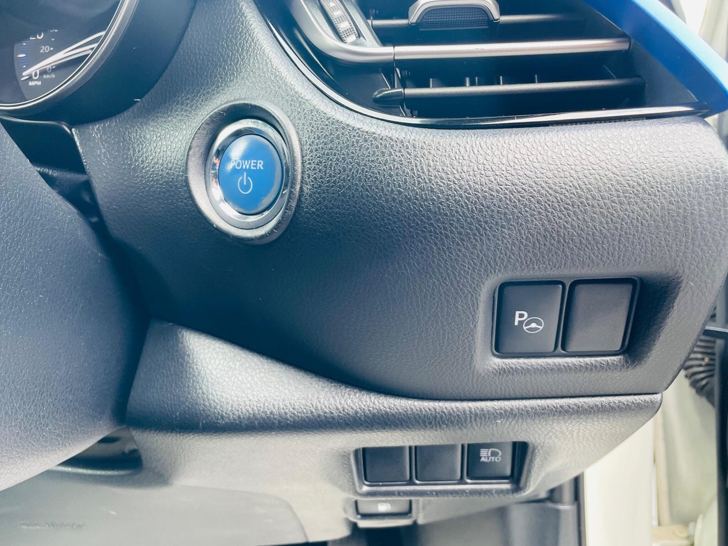 Used Toyota C-HR for sale - 77909577: Photo 20