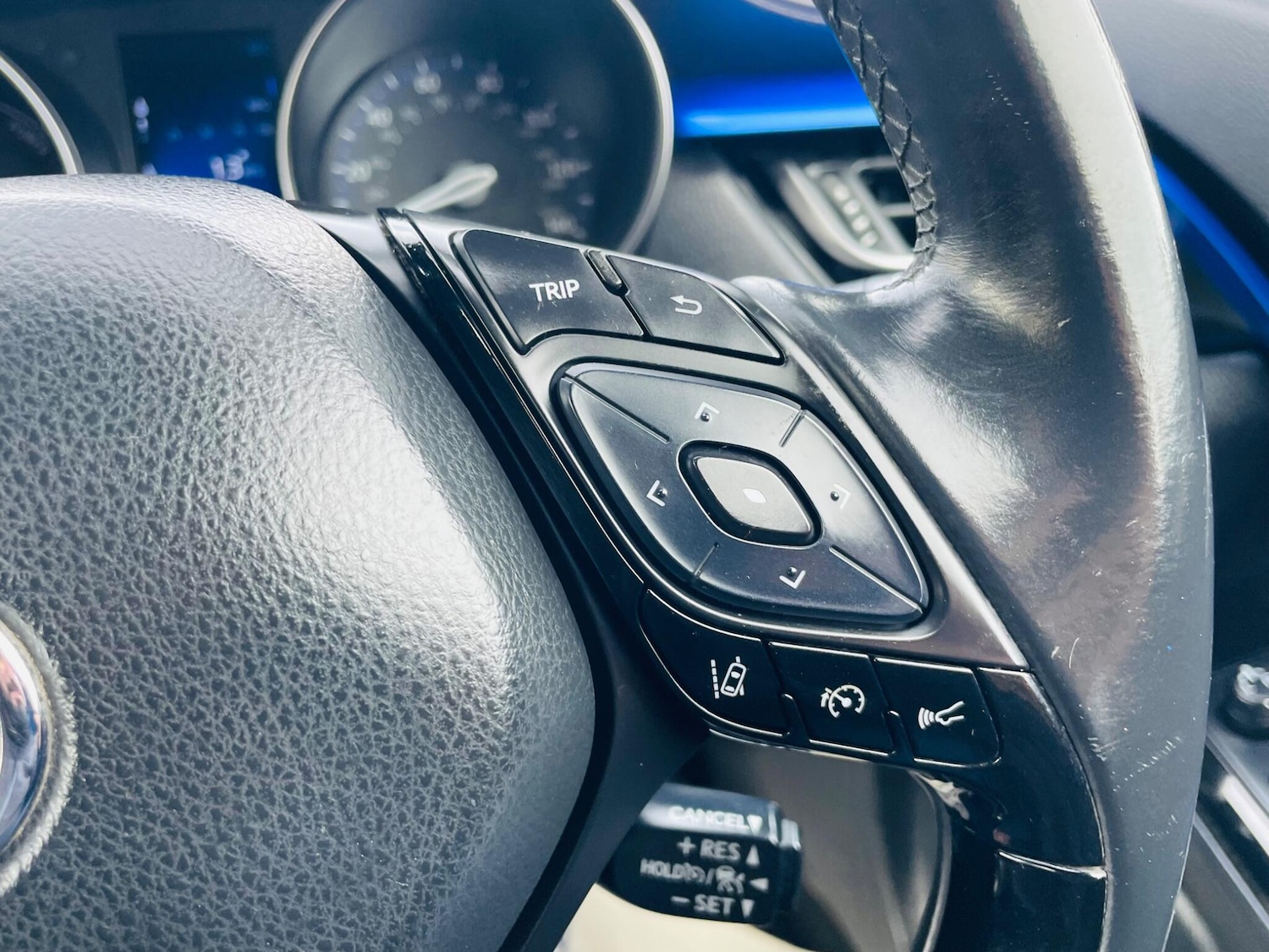 Used Toyota C-HR for sale - 77909577: Photo 23