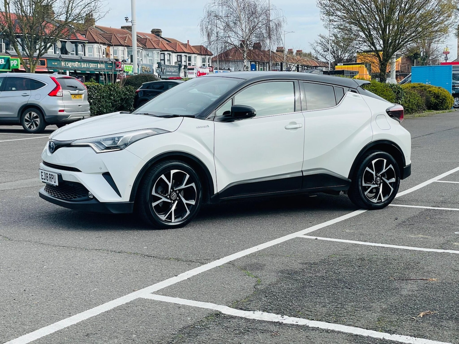 Used Toyota C-HR for sale - 77909577: Photo 4