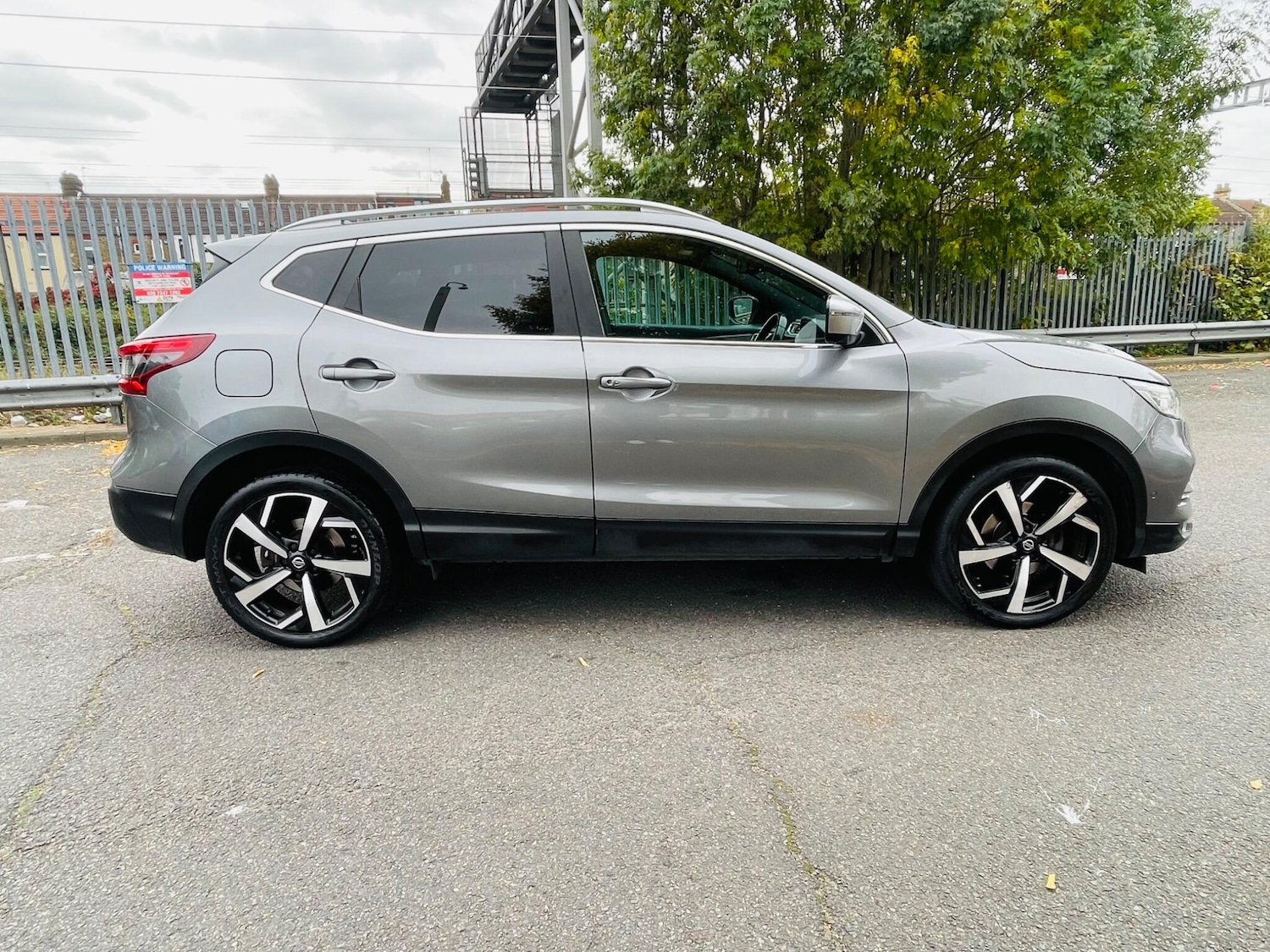 Used Nissan Qashqai 2017 for sale - 76307670: Photo 12