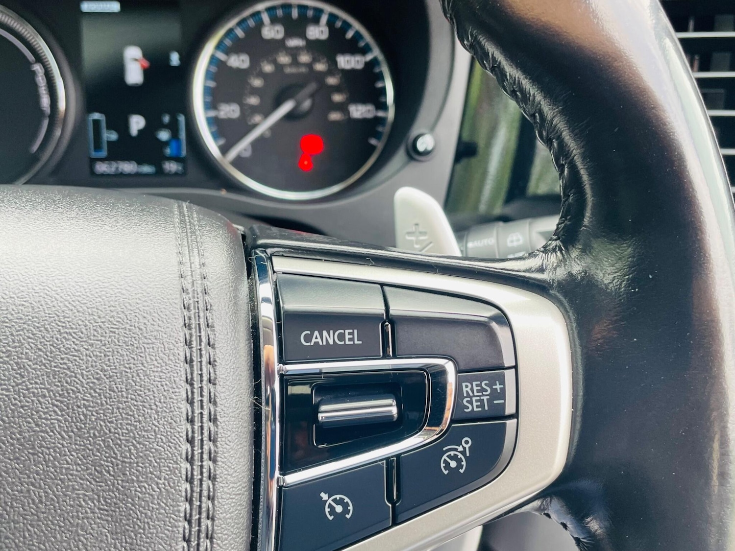 Used Mitsubishi Outlander for sale - 76992657: Photo 24