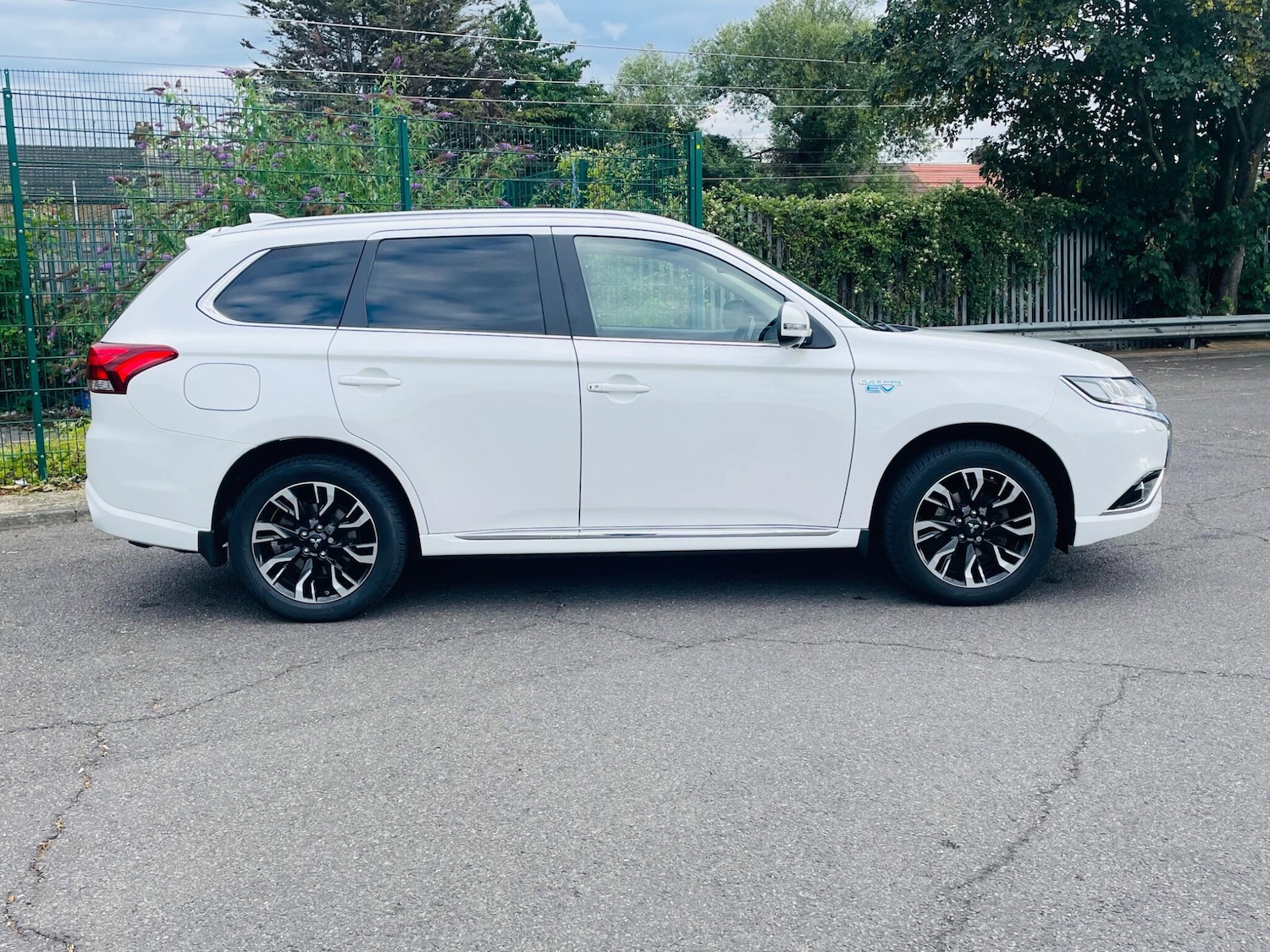 Used Mitsubishi Outlander for sale - 76992657: Photo 5