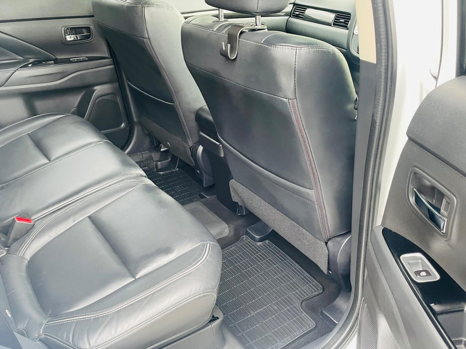 Used Mitsubishi Outlander for sale - 76992657: Photo 9