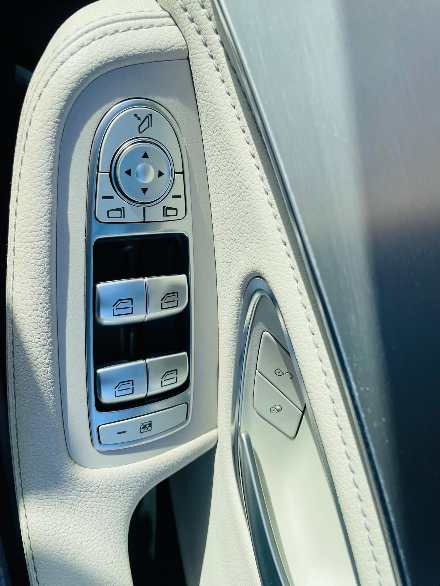 Used Mercedes-Benz C Class 2014 for sale - 77670372: Photo 18