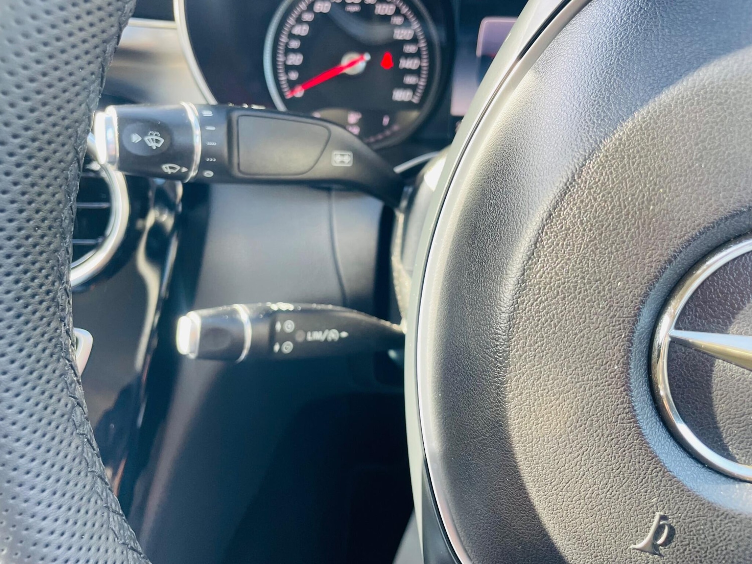 Used Mercedes-Benz C Class 2014 for sale - 77670372: Photo 25