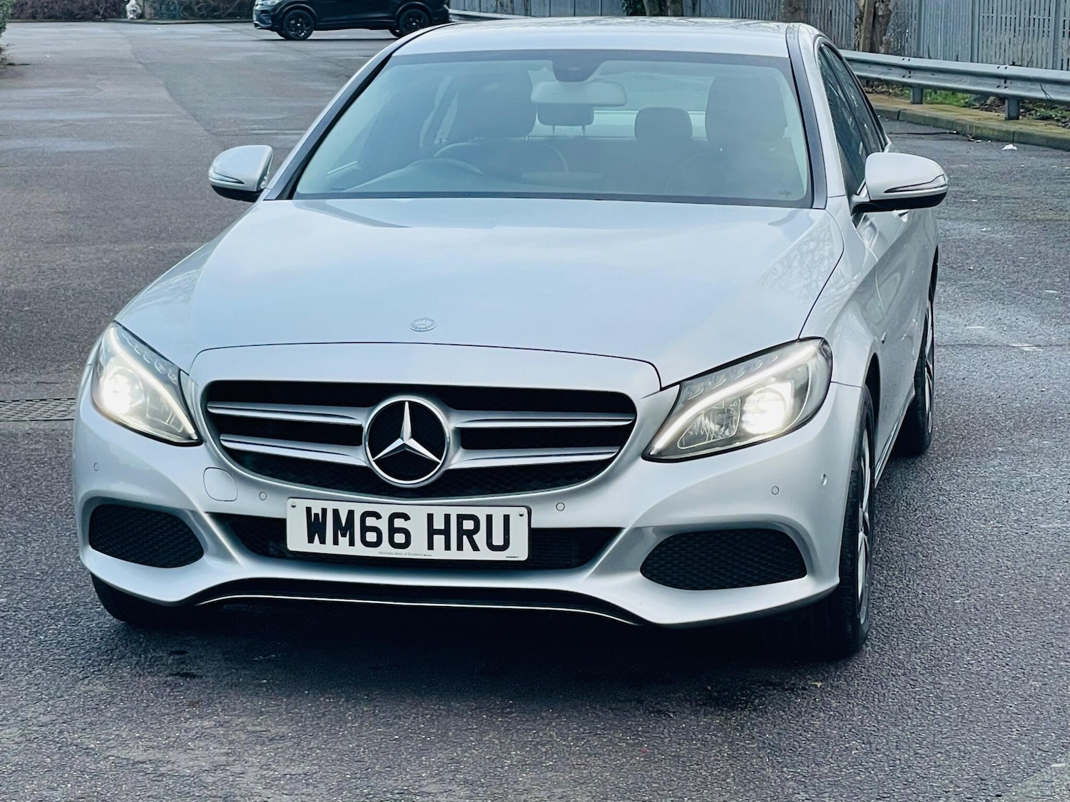 Used Mercedes-Benz C Class 2016 for sale - 77387130: Photo 3