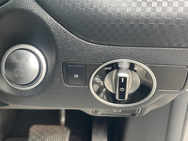 Used Mercedes-Benz A-Class 2018 for sale - 76228031: Photo 20
