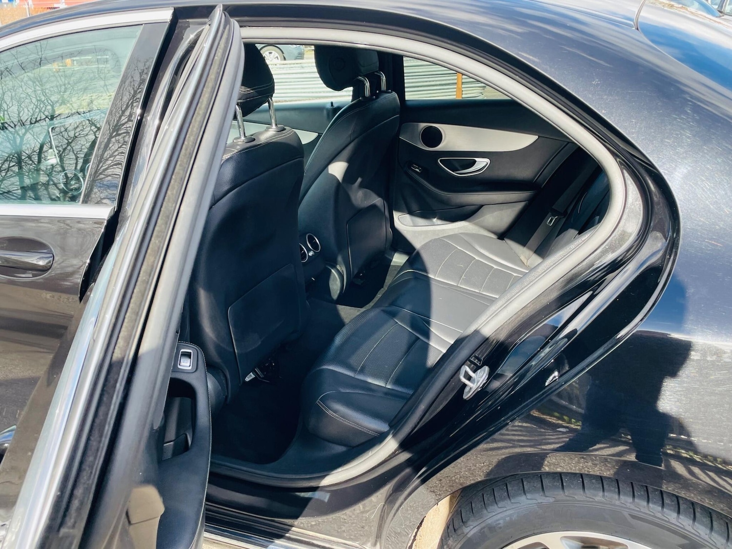 Used Mercedes-Benz C Class 2016 for sale - 77670376: Photo 15