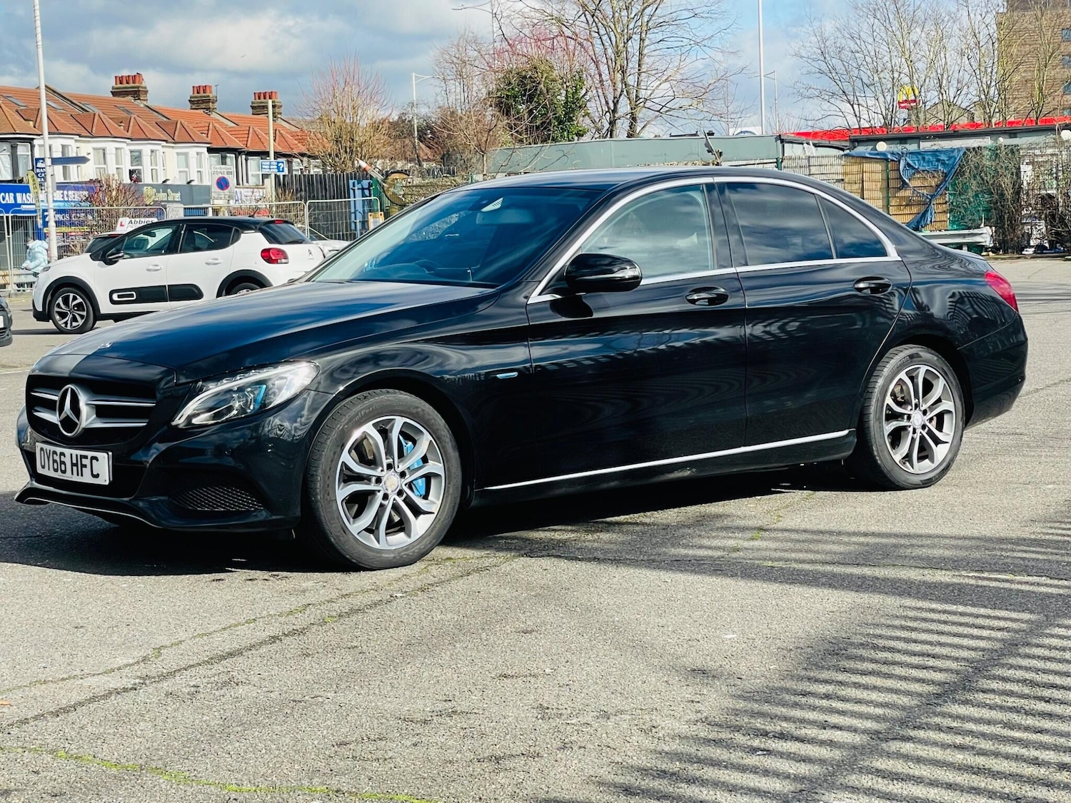 Used Mercedes-Benz C Class 2016 for sale - 77670376: Photo 4
