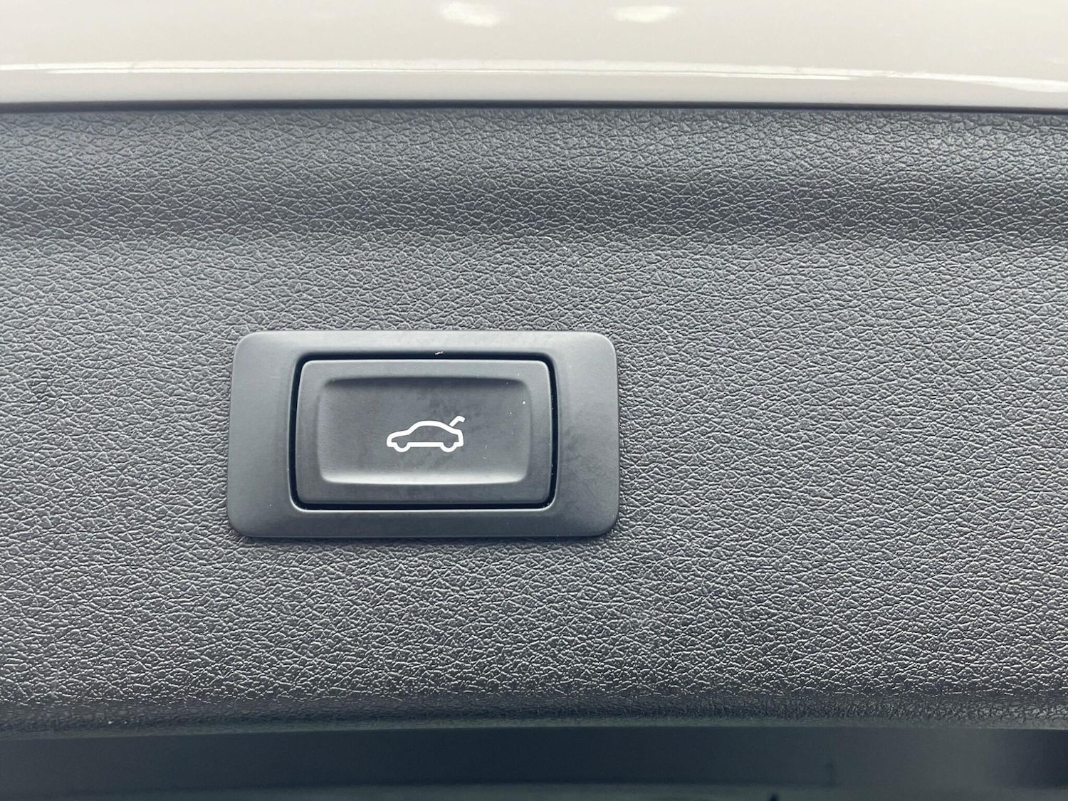 Used Audi Q3 2017 for sale - 76370972: Photo 20