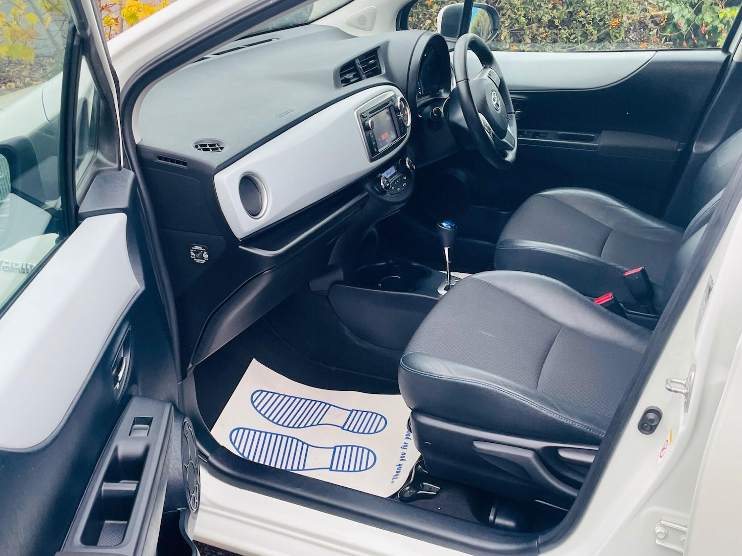 Used Toyota Yaris for sale - 76727238: Photo 19