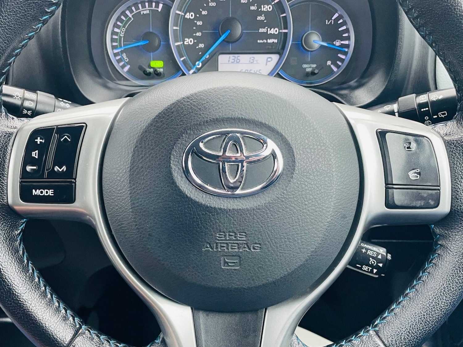 Used Toyota Yaris for sale - 76727238: Photo 24