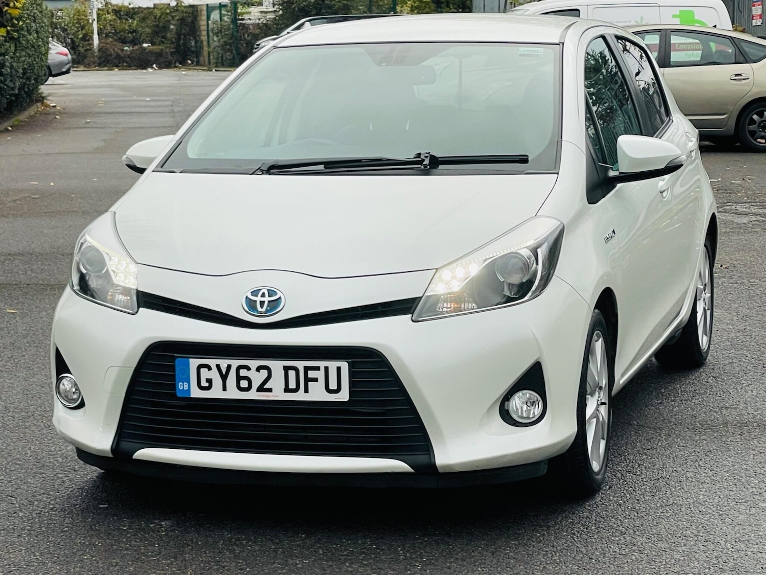 Used Toyota Yaris for sale - 76727238: Photo 3