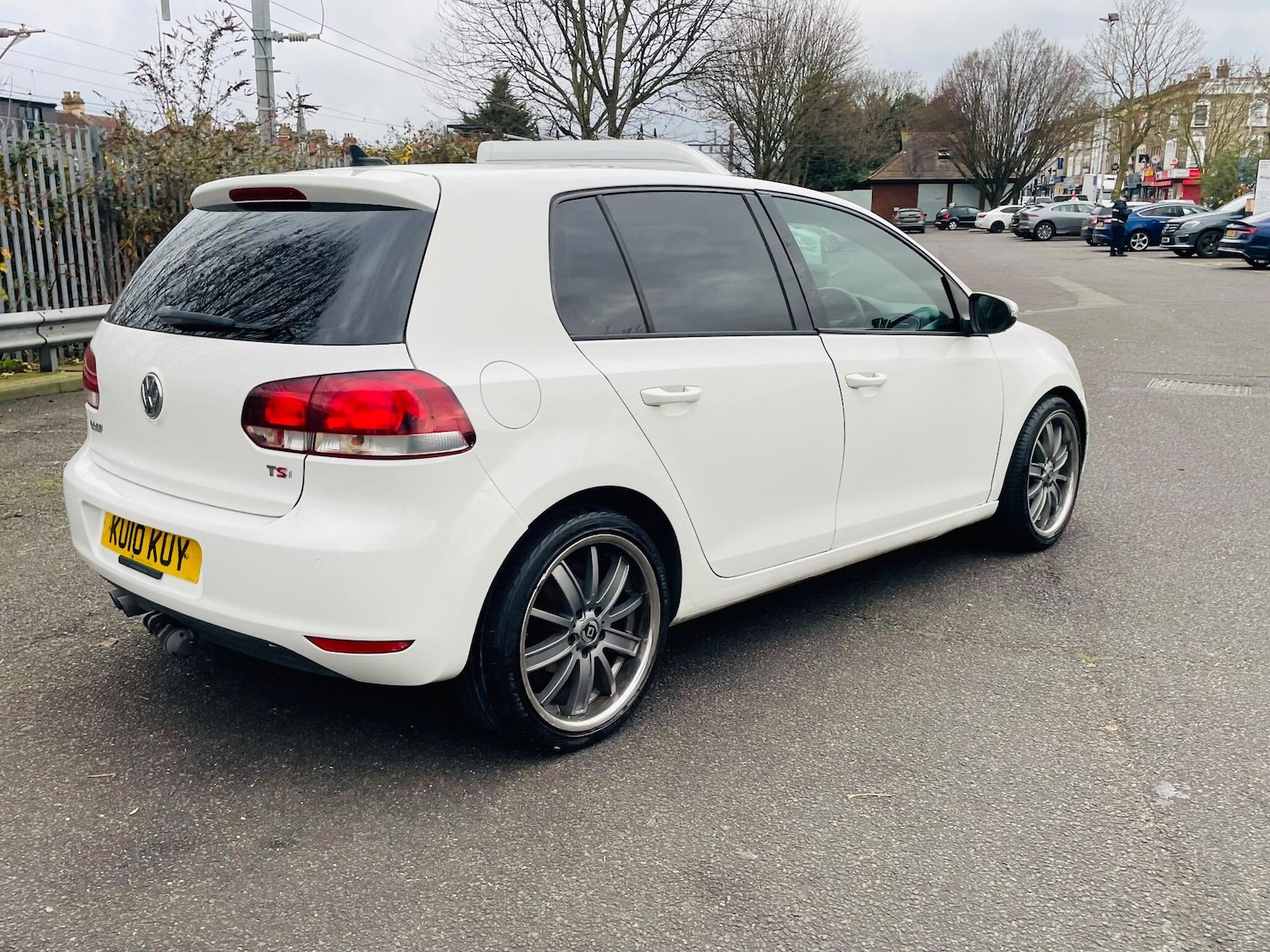 Used Volkswagen Golf 2010 for sale - 77066595: Photo 11