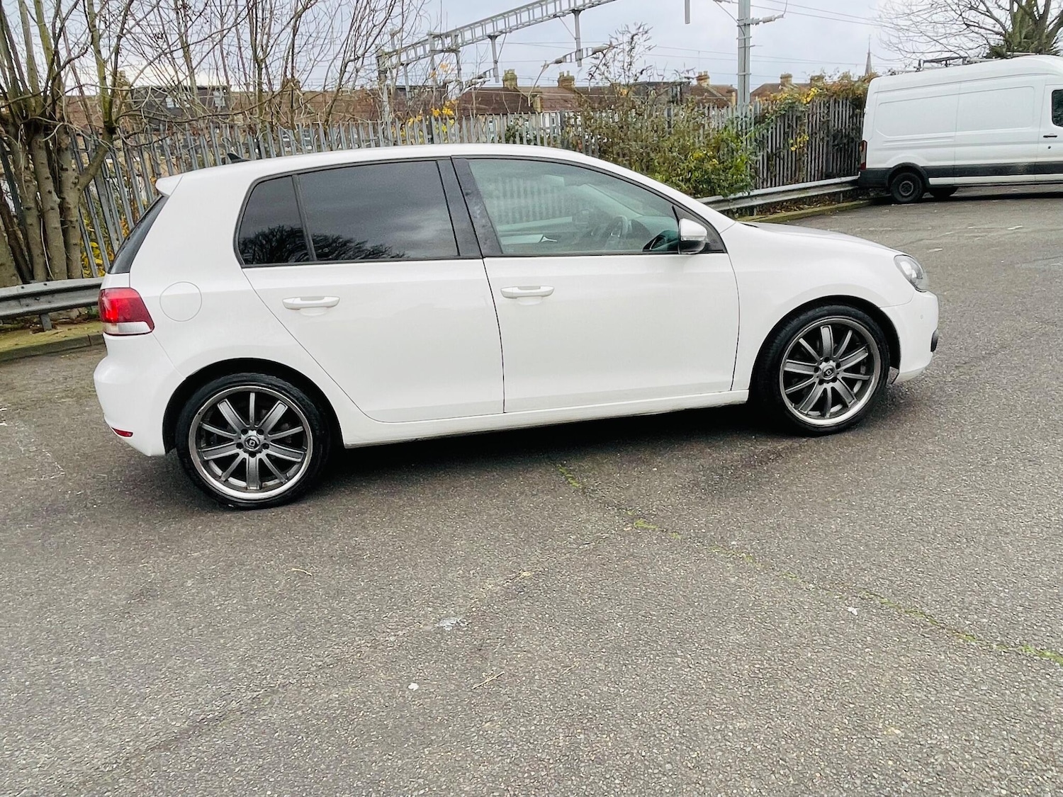 Used Volkswagen Golf 2010 for sale - 77066595: Photo 13