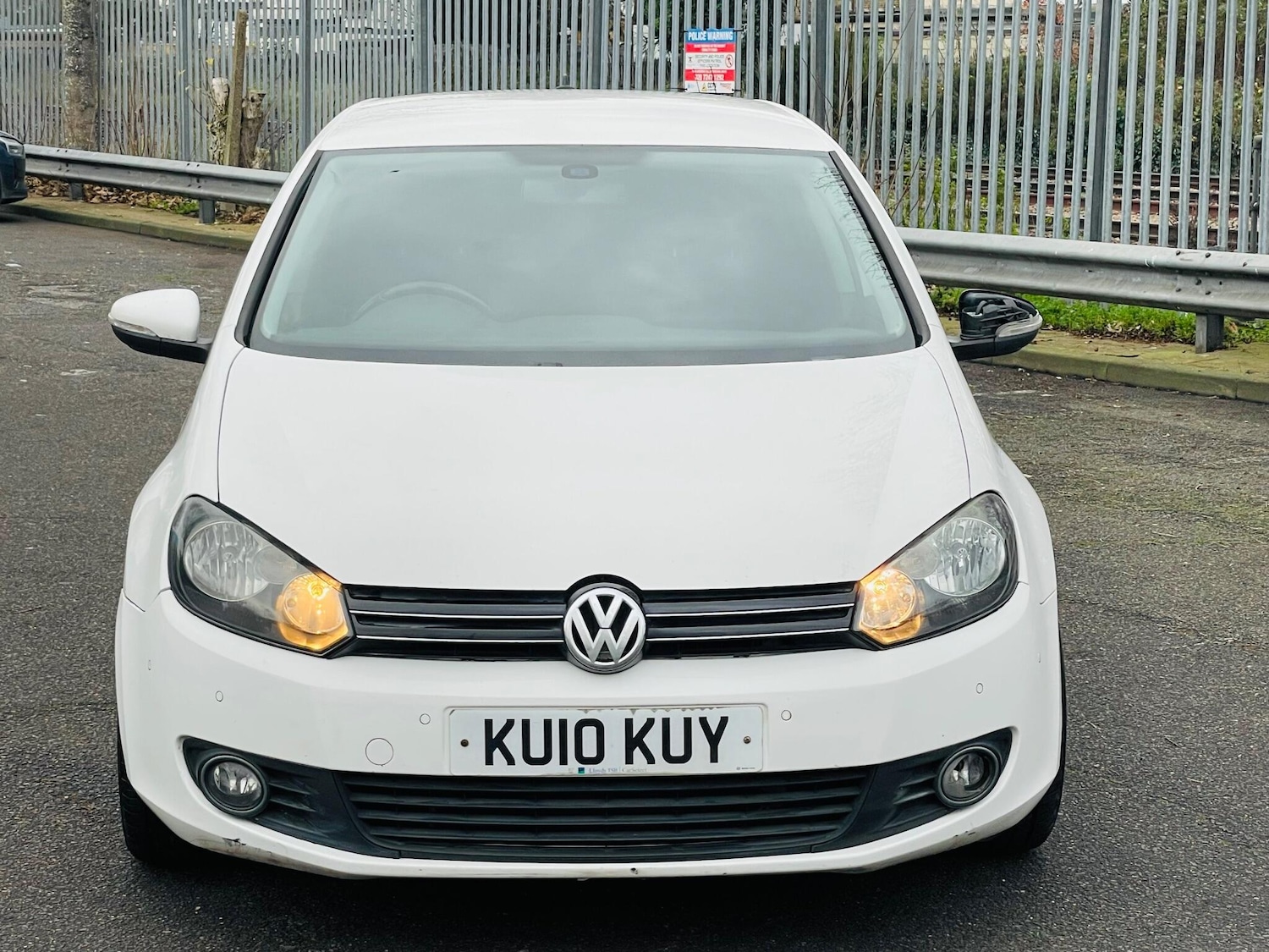 Used Volkswagen Golf 2010 for sale - 77066595: Photo 2