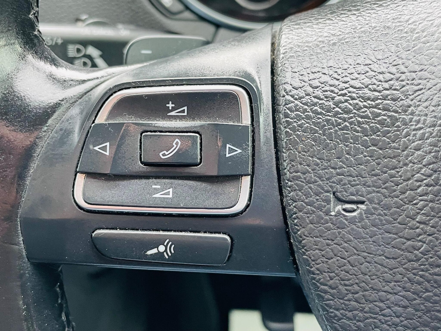 Used Volkswagen Golf 2010 for sale - 77066595: Photo 24