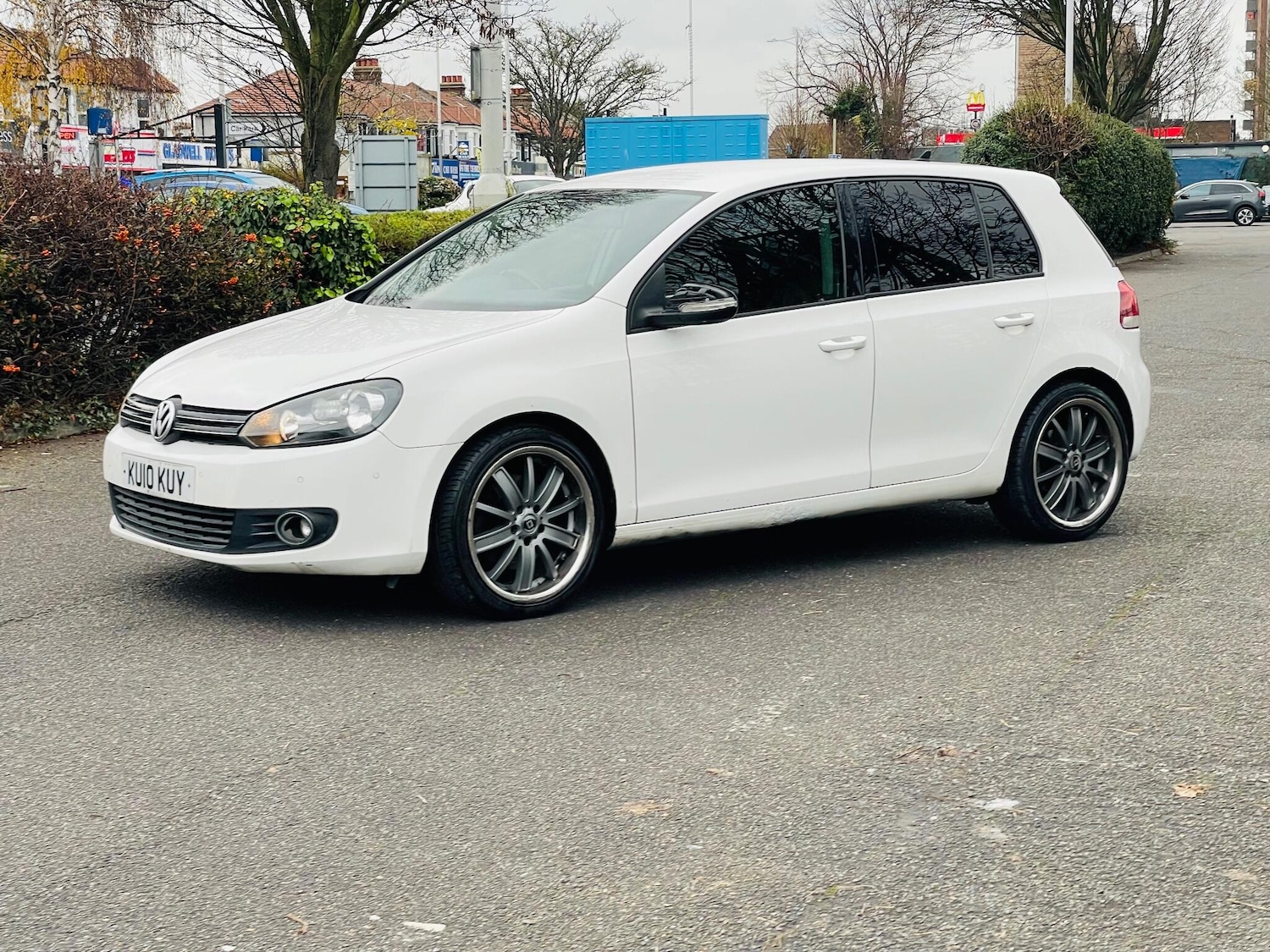Used Volkswagen Golf 2010 for sale - 77066595: Photo 4