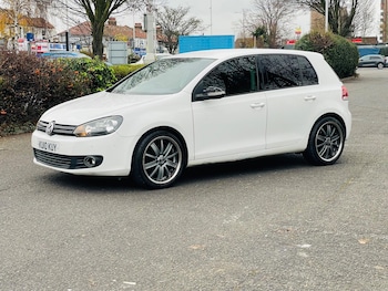 Used Volkswagen Golf 2010 for sale - 77066595: Photo