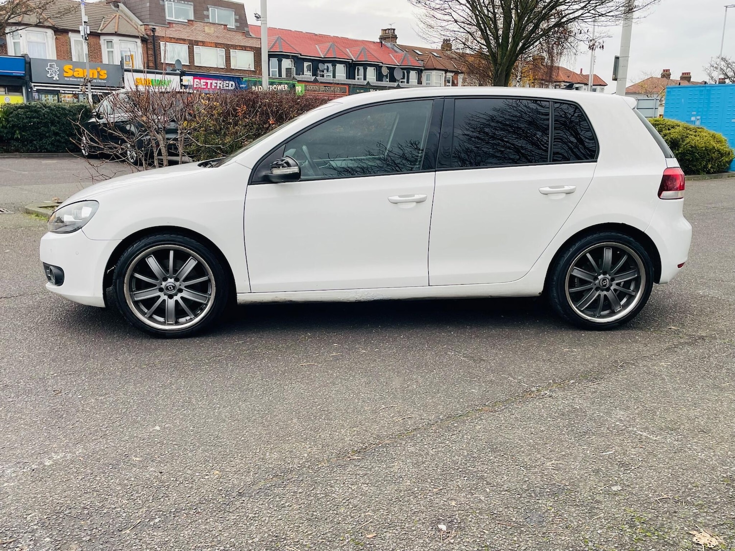 Used Volkswagen Golf 2010 for sale - 77066595: Photo 7