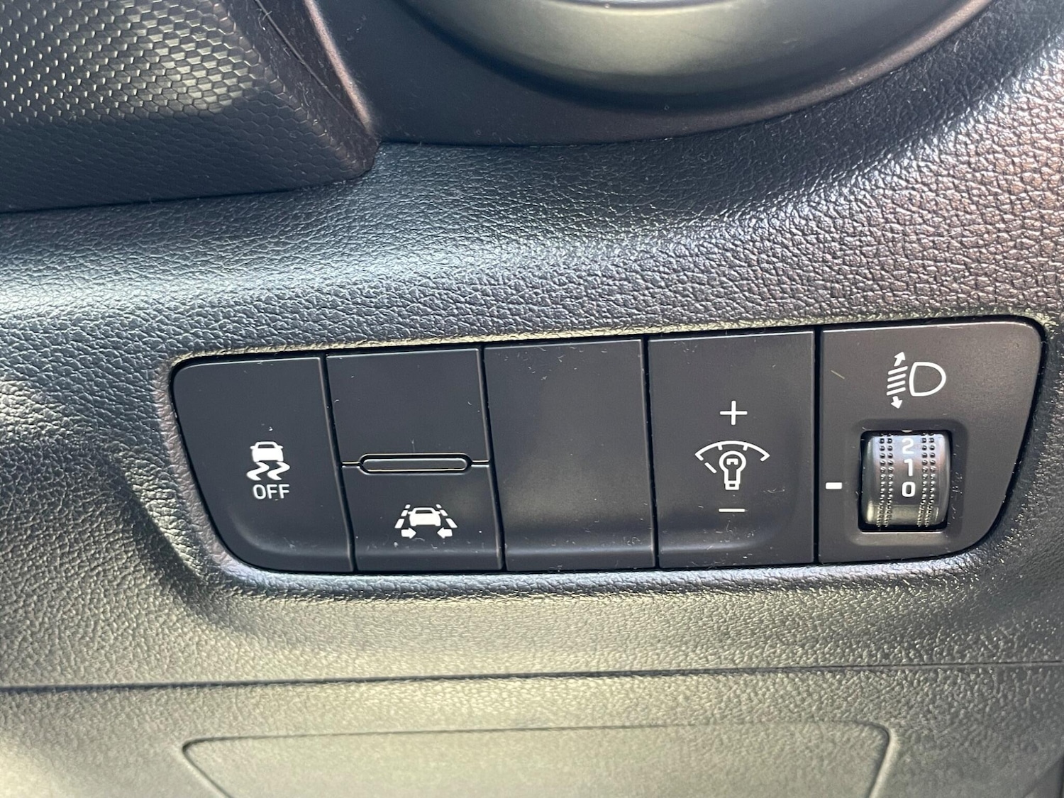 Used Hyundai KONA 2018 for sale - 78170381: Photo 20