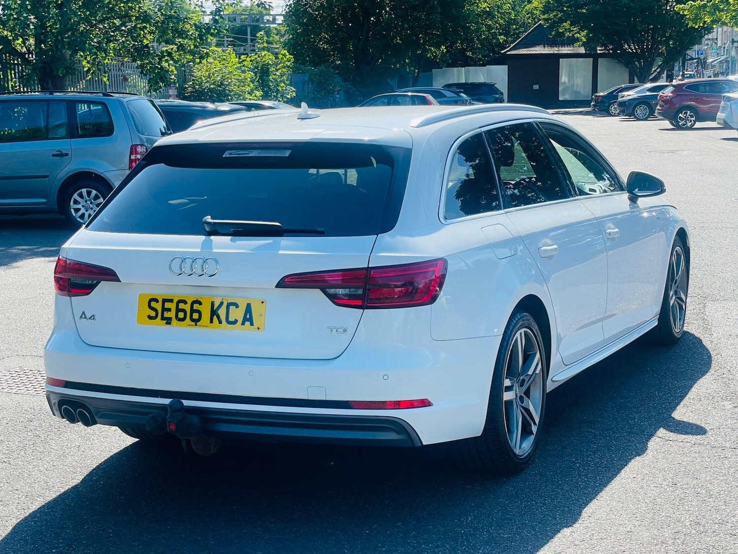 Used Audi A4 2016 for sale - 76987955: Photo 11