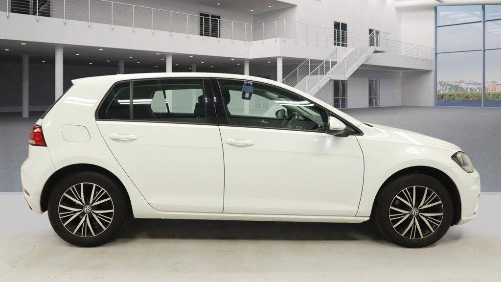 Used Volkswagen Golf 2018 for sale - 77101862: Photo 11