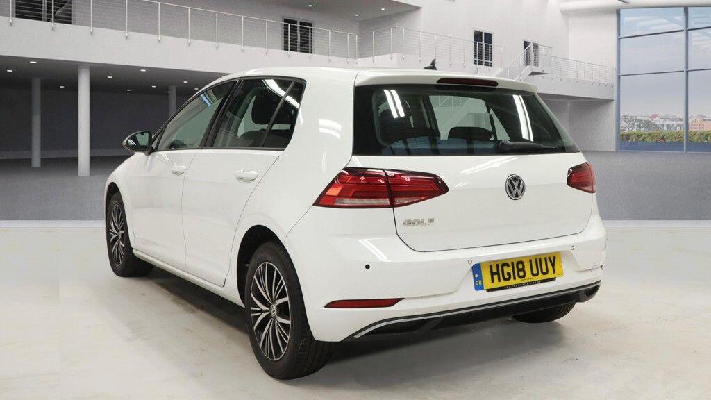 Used Volkswagen Golf 2018 for sale - 77101862: Photo 9