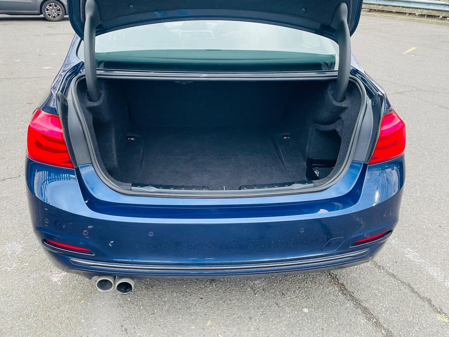 Used BMW 3 Series 2016 for sale - 76953453: Photo 16