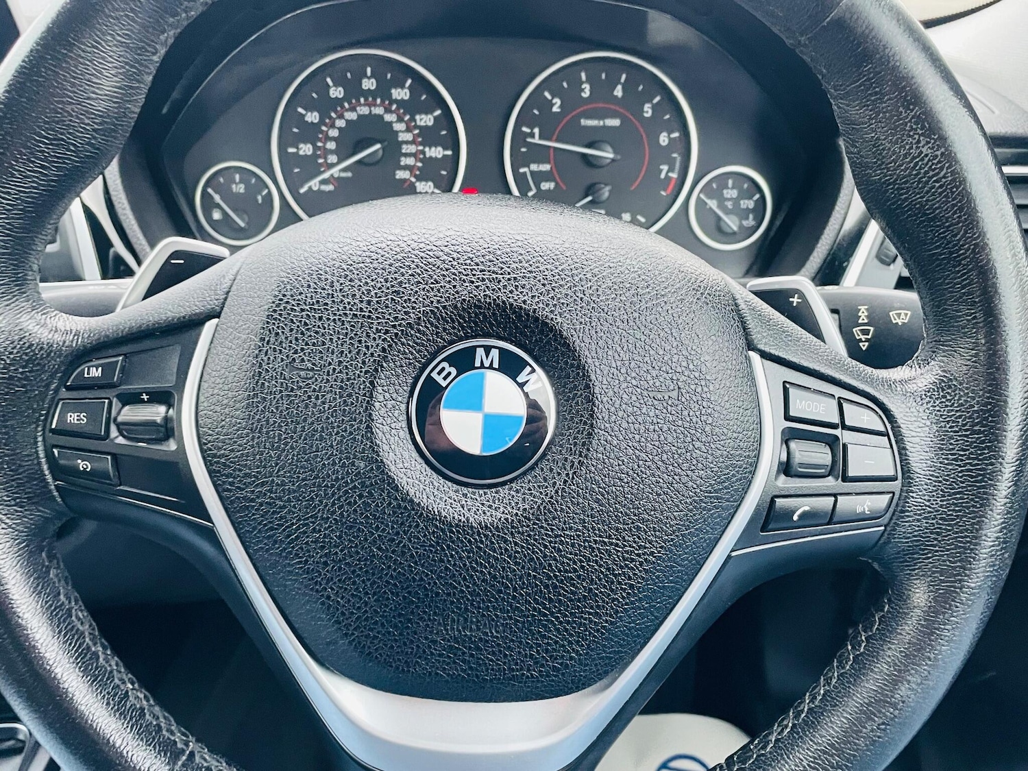 Used BMW 3 Series 2016 for sale - 76953453: Photo 22